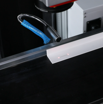 Почему волоконный лазер вытесняет традиционные методы маркировки нержавеющей стали